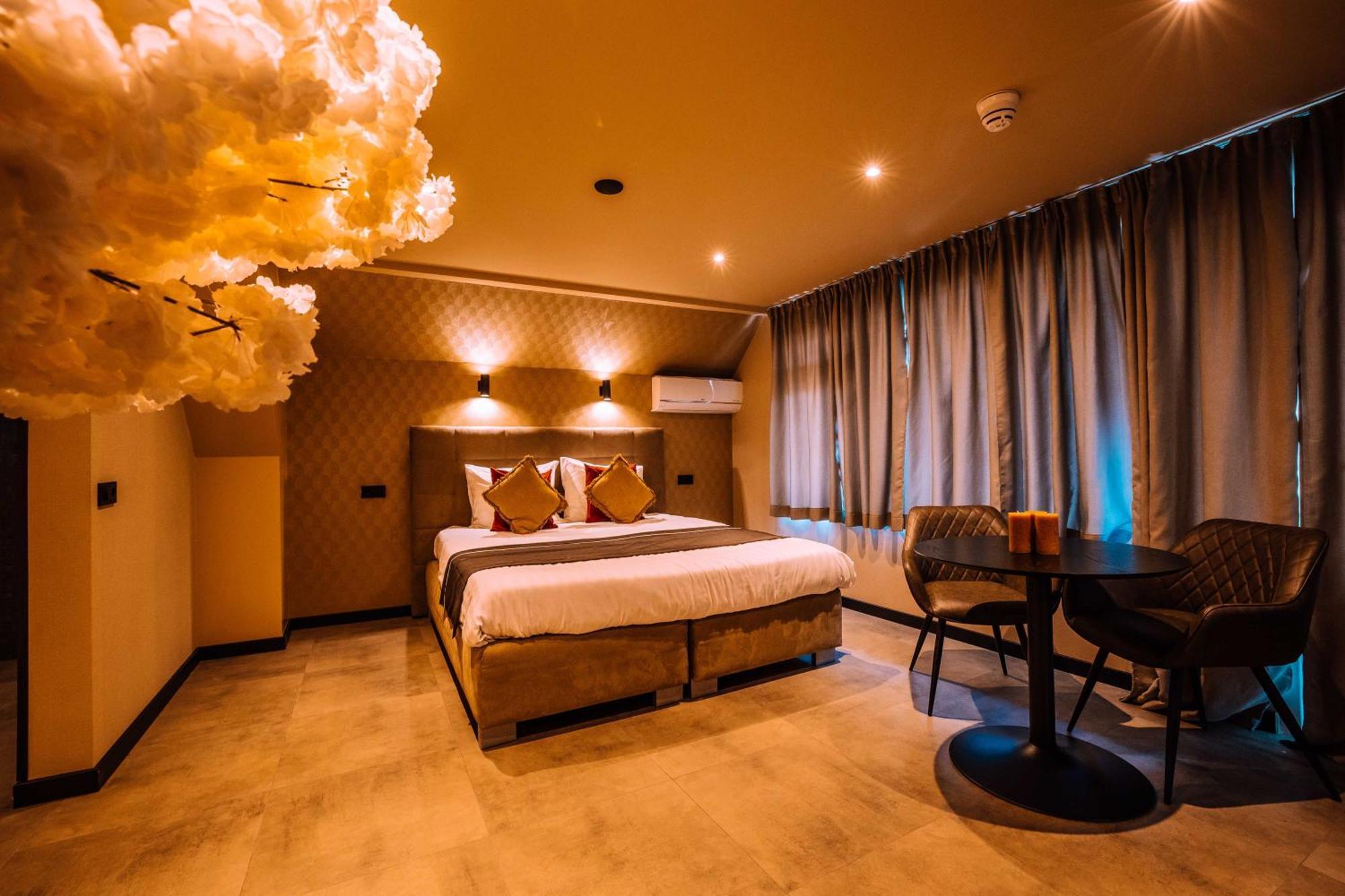 Hotel Buren Buren  Eksteriør billede